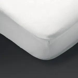 Mitre Essentials Pyramid Fitted Sheet White Double - GT823