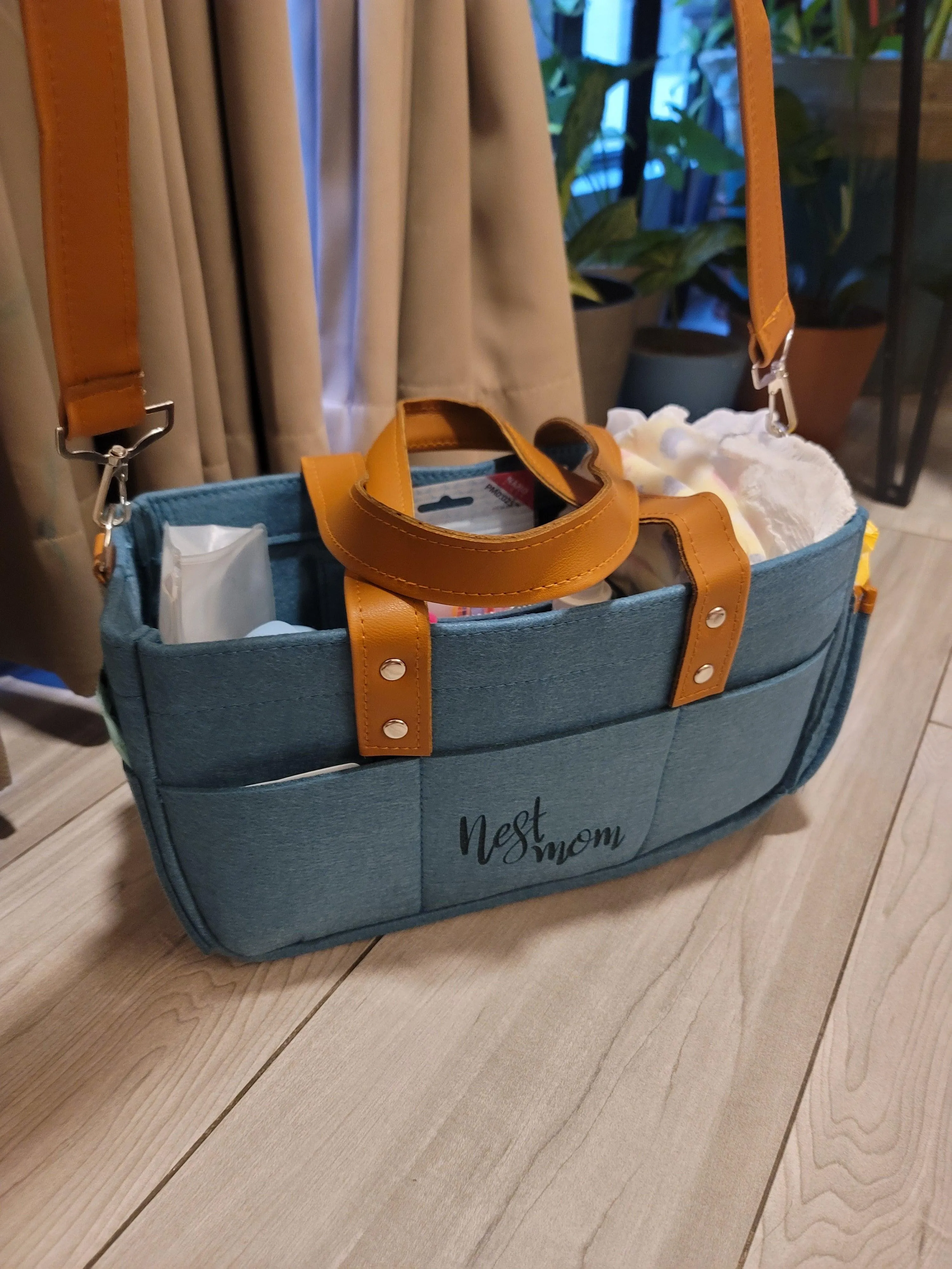 Nest Merch : NestMom Ultimate Caddy