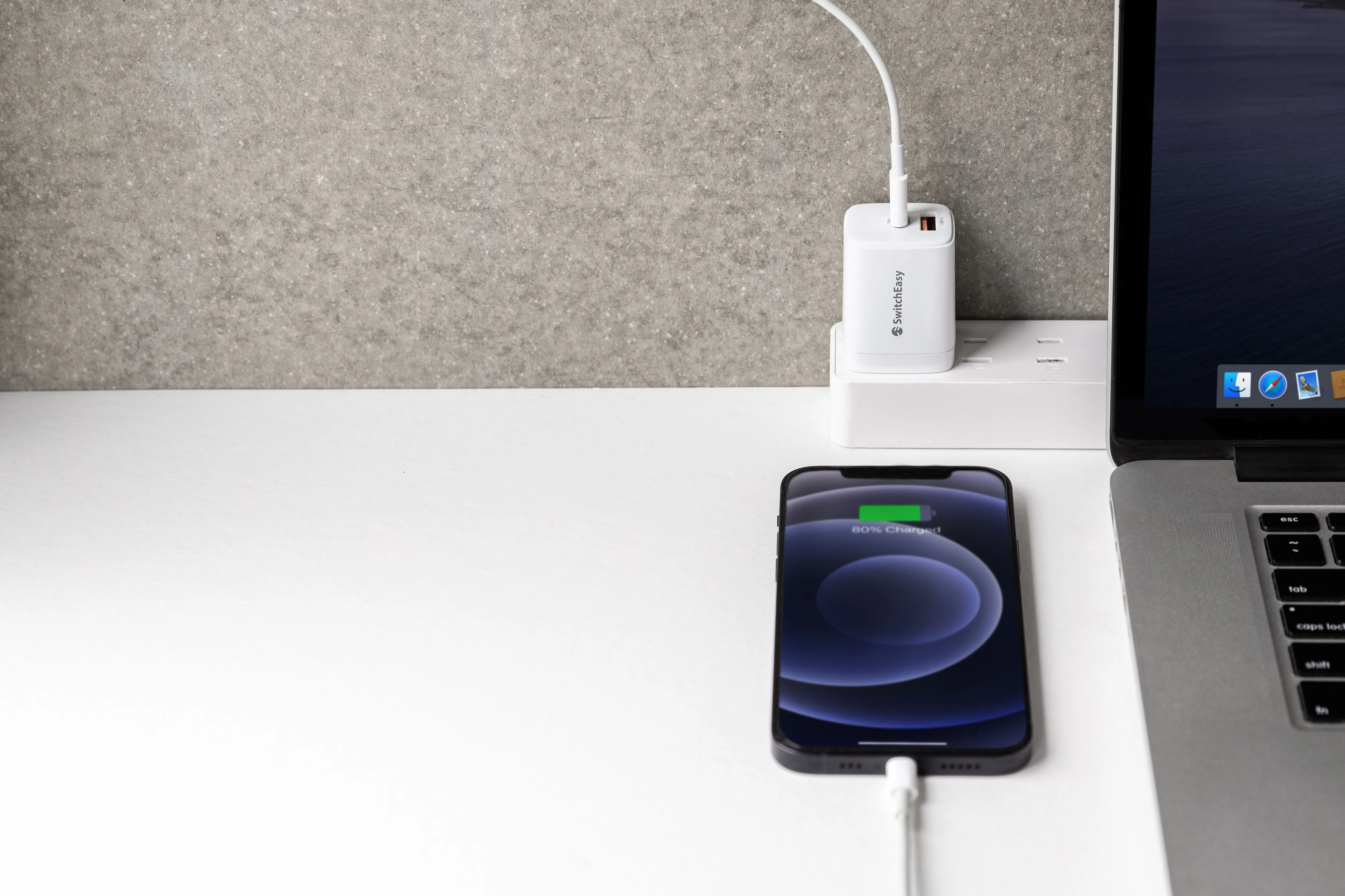 SwitchEasy PowerBuddy 20W Wall Charger